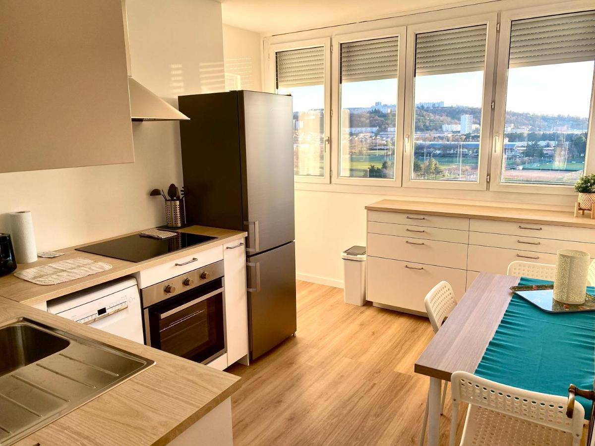 Bergson Top - Appart 80M2, 2 Grandes Chambres, Entierement Renovee Et Equipee, Lumineux, Wifi, Balcon, Calme, Vue Imprenable 圣艾蒂安 外观 照片